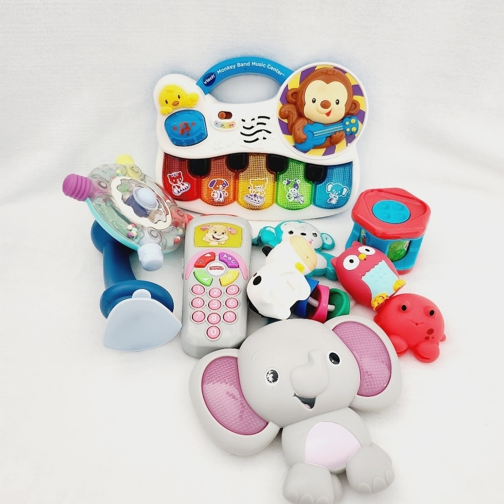 9 X BABY toys: vtech monckey Band, Fisher Price phone,  senso spin